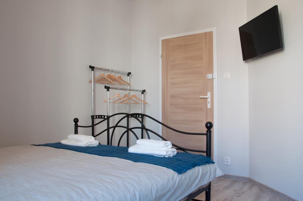 Hostel Mango Познан Екстериор снимка