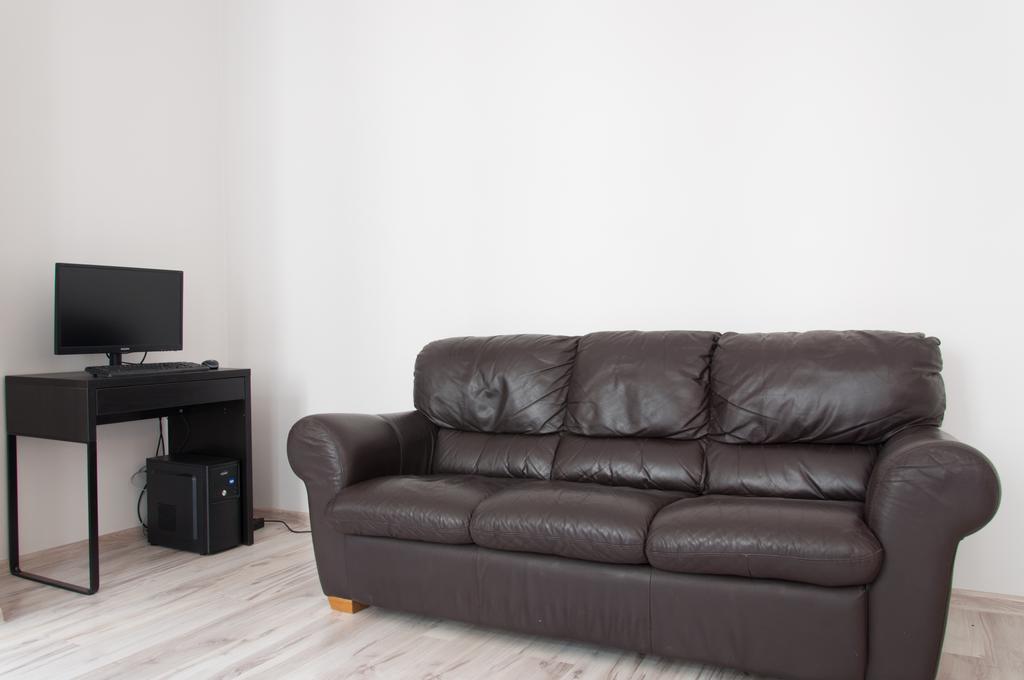 Hostel Mango Познан Екстериор снимка