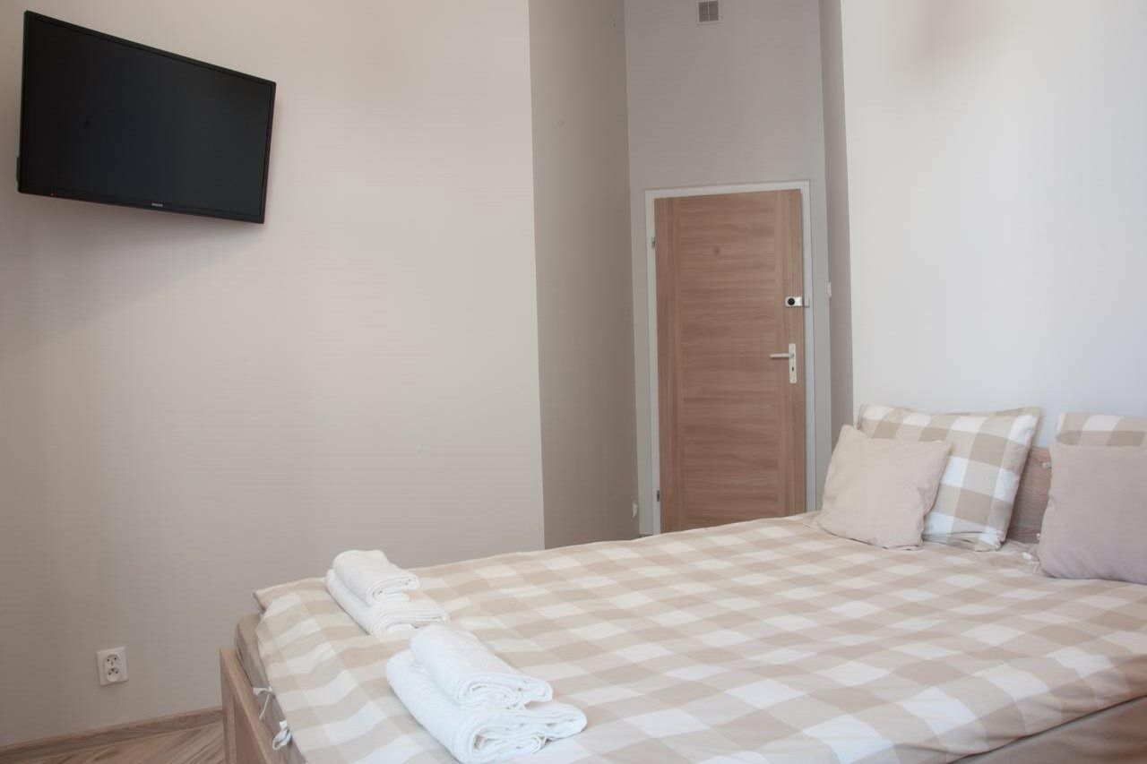 Hostel Mango Познан Екстериор снимка
