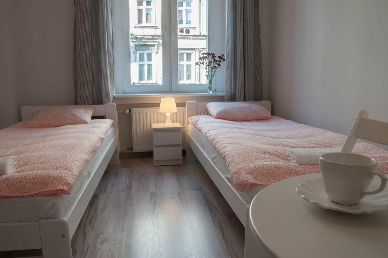 Hostel Mango Познан Екстериор снимка